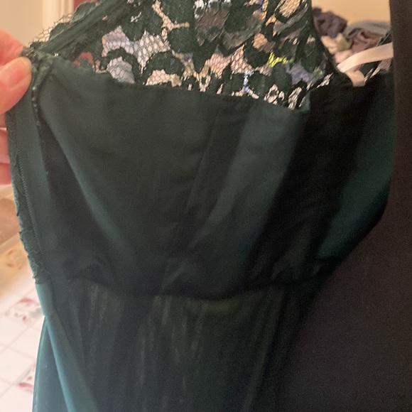 Bridesmaid or formal occasion dress - Picture 6 of 9